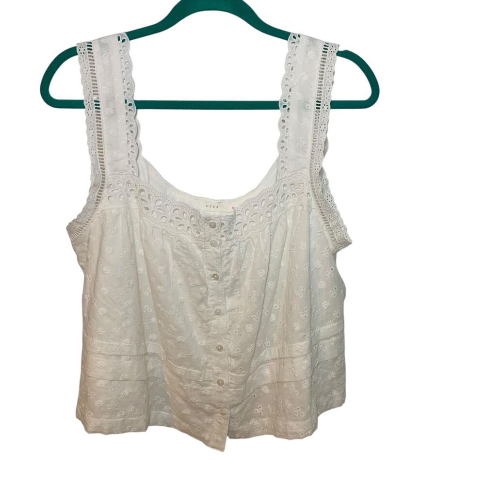 Lush Women’s White Embroidered Eyelet Button Front Top XL Boho Fairy Coquette